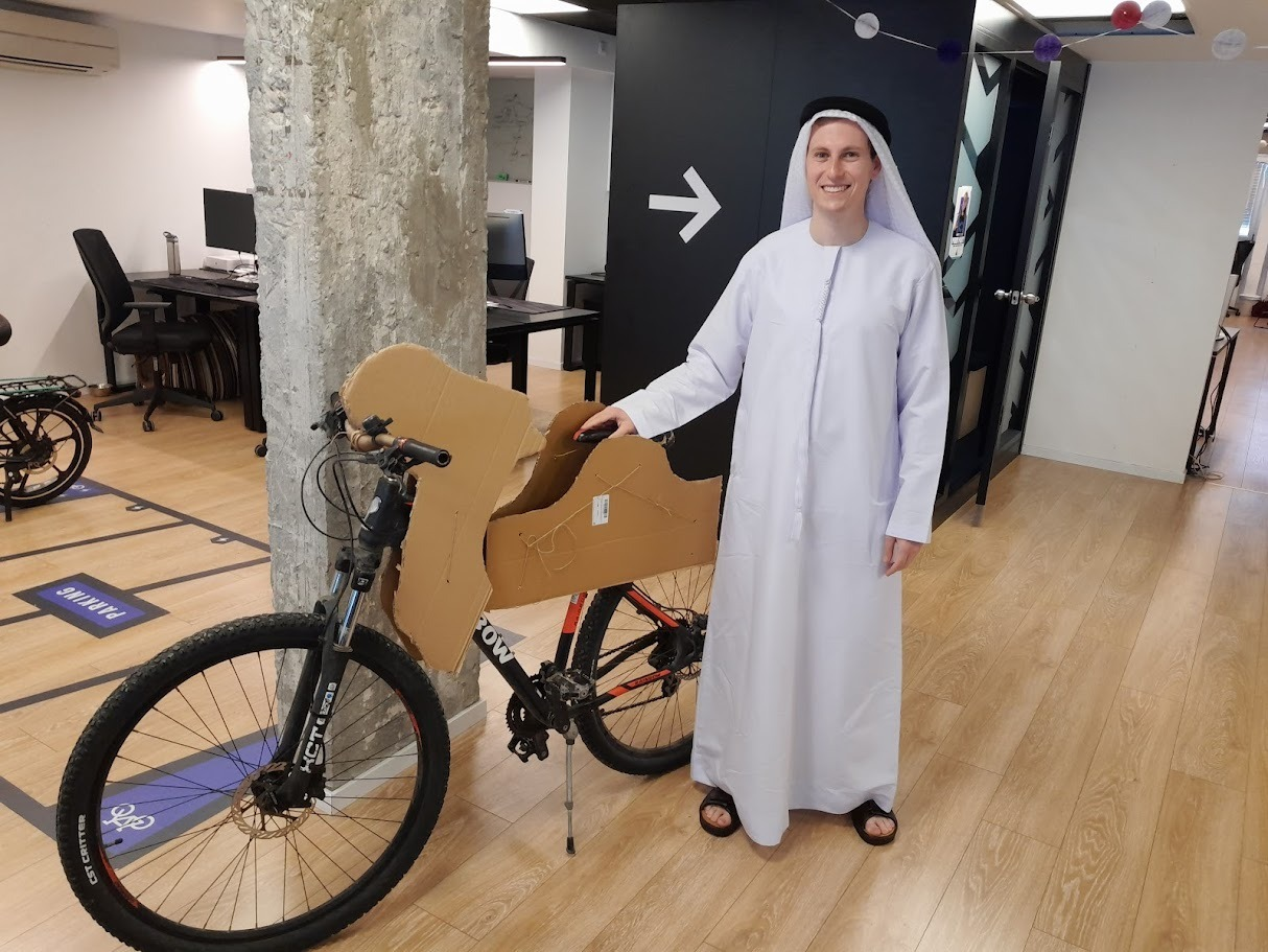 Kandura from Dubai (with my bike as a camel)